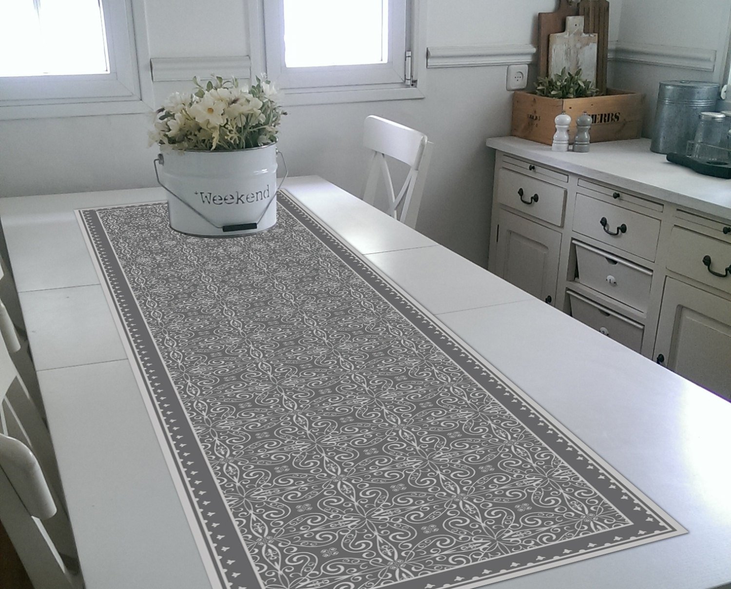 kitchen table runner with placemats